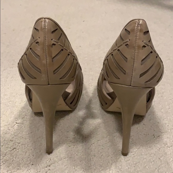 BCBG Generation Heels - Picture 3 of 8